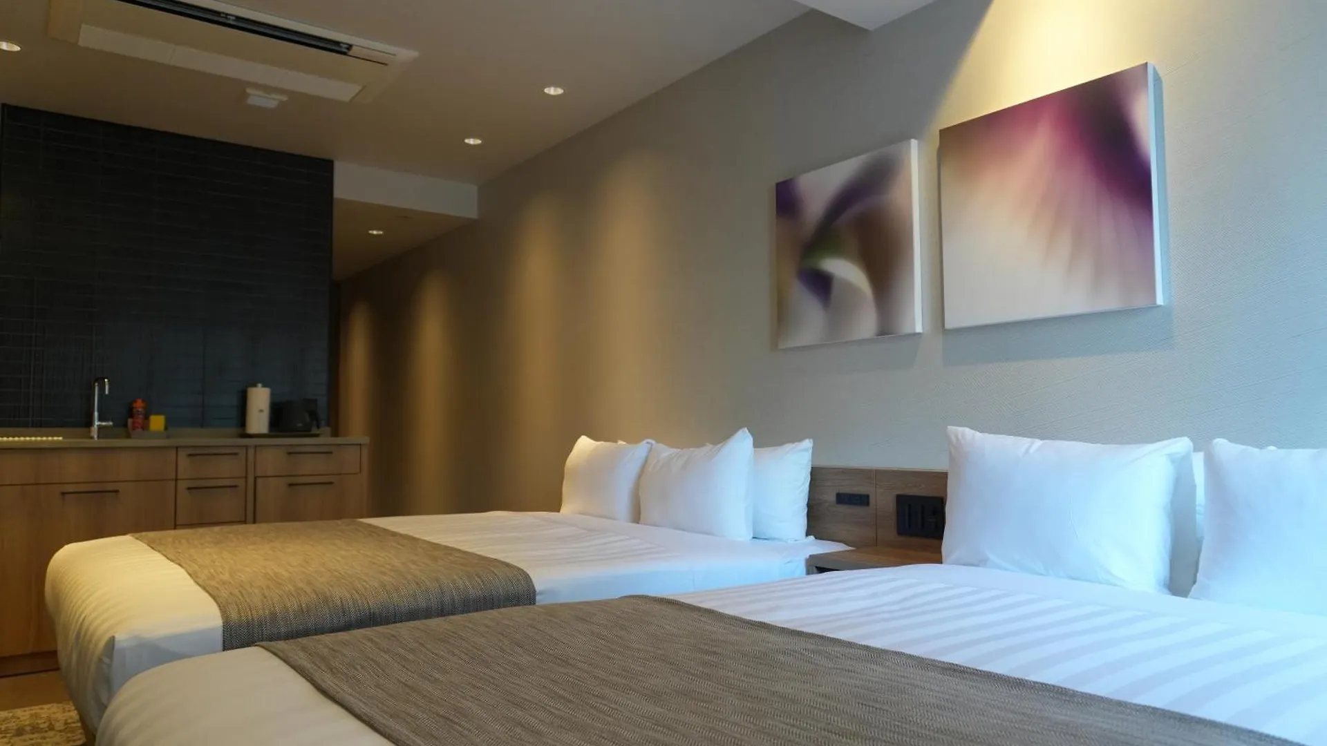 Premium Apart Monday Ginza East Tokyo 4*,