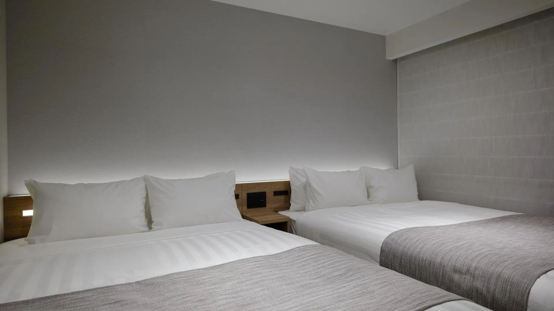 Premium Apart Monday Ginza East Tokyo