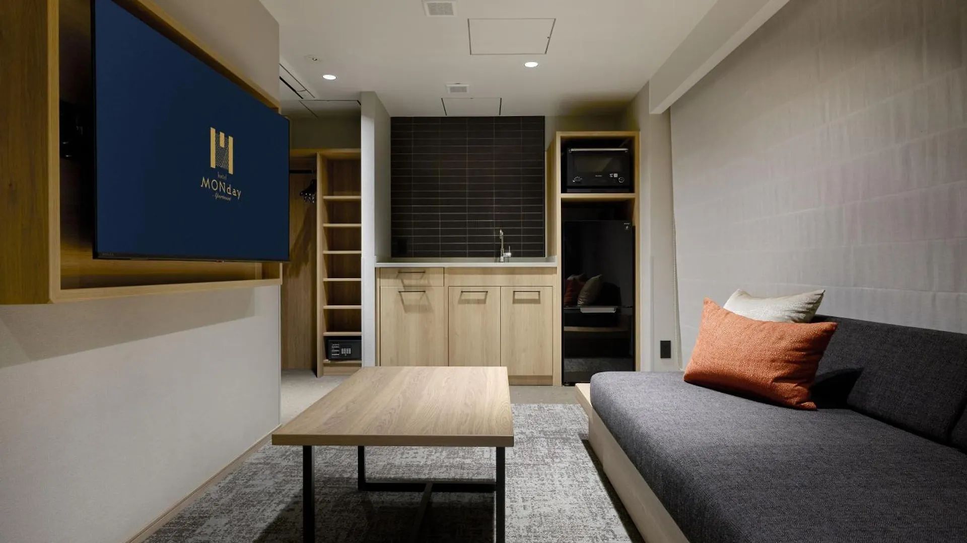 Premium Apart Monday Ginza East Tokyo