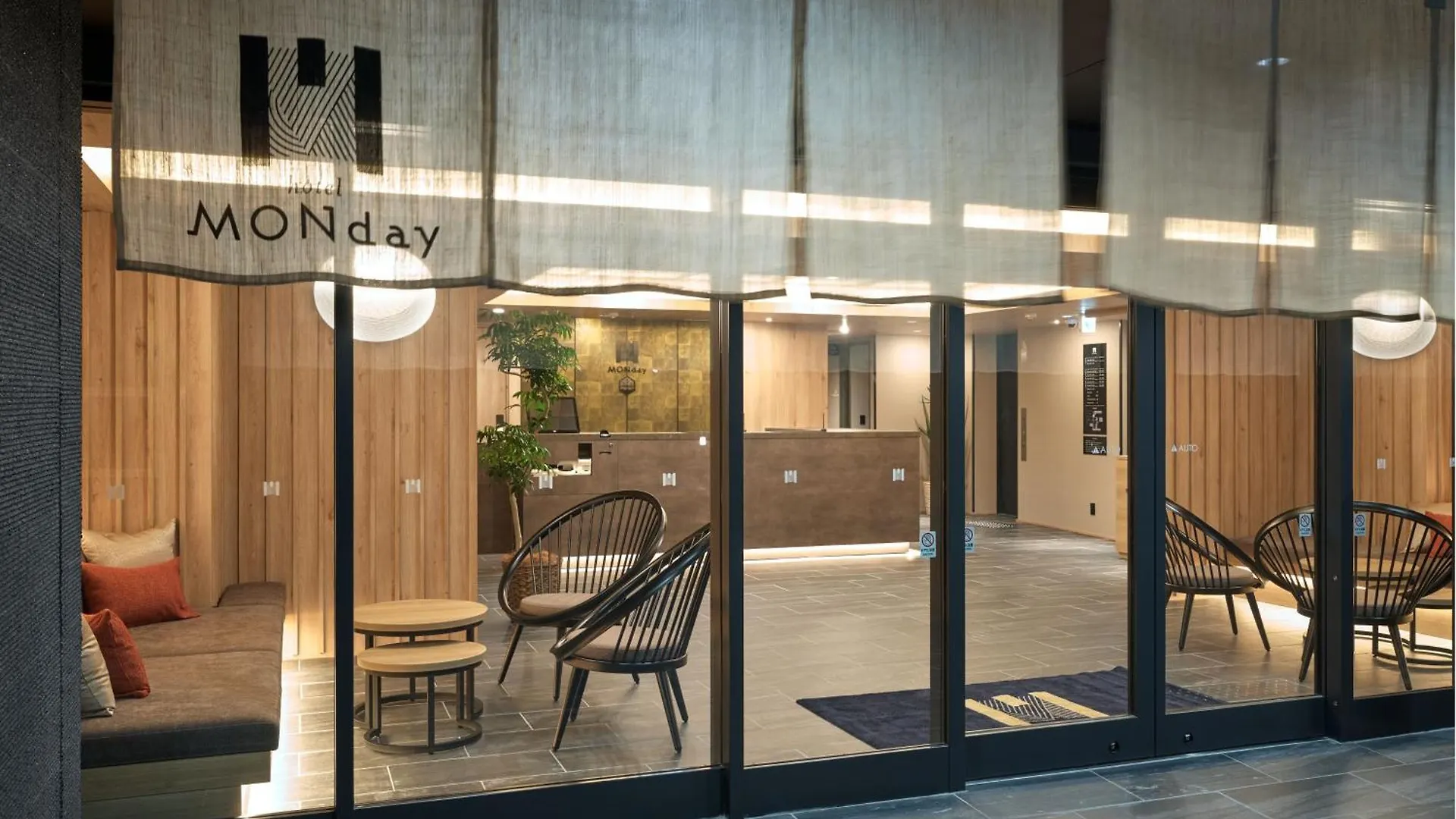Premium Apart Monday Ginza East 東京都